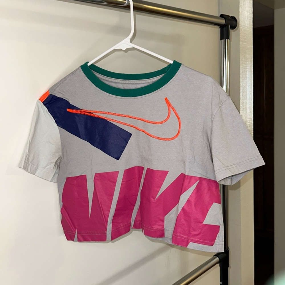 Nike Crop Top